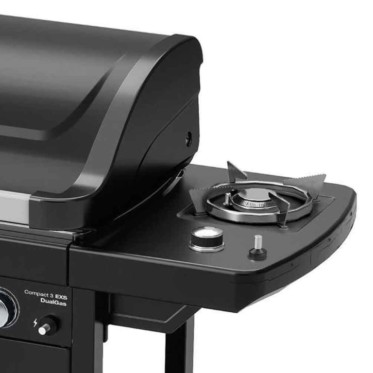 CAMPINGAZ BBQ COMPACT 3 EXS DUALGAS Se stai cercando il perfetto equilibrio tra prestazioni professionali, design elegante e praticità quotidiana, il nuovo Campingaz Compact 3 EXS...
