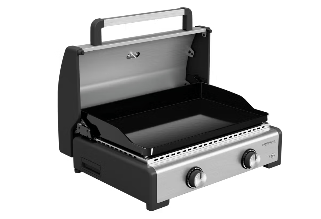 CAMPINGAZ BARBECUE PLANCHA MASTER 2 PRO La Plancha Master 2 Pro di Campingaz rappresenta il perfetto connubio tra l'ingegno progettuale francese e la maestria manifatturiera italiana,...