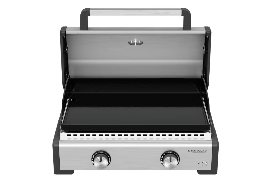 CAMPINGAZ BARBECUE PLANCHA MASTER 2 PRO La Plancha Master 2 Pro di Campingaz rappresenta il perfetto connubio tra l'ingegno progettuale francese e la maestria manifatturiera italiana,...