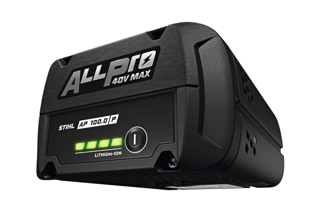 STIHL ACCUMULATORE AP 100.0 P 40V ALLPRO La batteria agli ioni di litio STIHL AP 100 P nasce per offrire il perfetto equilibrio tra elevata potenza ed ergonomia. Grazie al suo peso...
