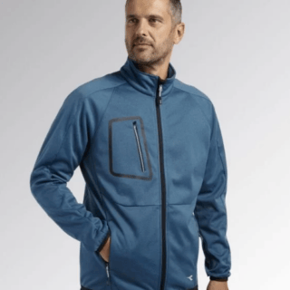 Prodotti in promozione 537 La felpa Diadora Bonded Cross nella classica sfumatura Blu rappresenta l'unione perfetta tra il comfort di una felpa e la resistenza di un capo...