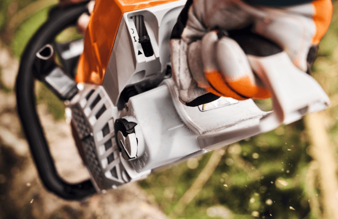 STIHL MOTOSEGA MS 400.1 C-M BARRA 50CM La STIHL MS 400.1 C-M è la nuova protagonista del mondo forestale. Progettata per offrire performance elevate con una gestione ancora più...