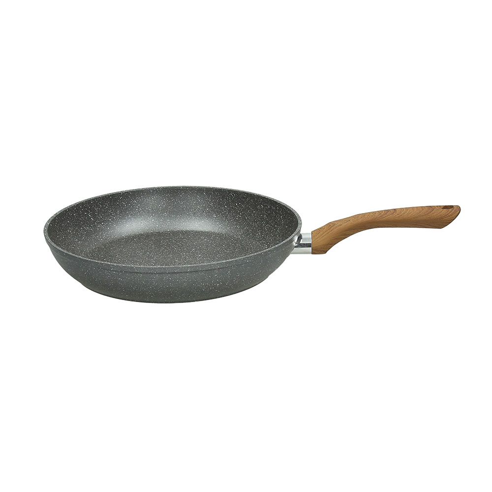 PADELLA 1M CM24 GRANCUCINA Padella Tognana Great Stone 24 cm in alluminio fuso con rivestimento antiaderente marmorizzato a 4 strati. Manico soft-touch effetto legno, fondo...