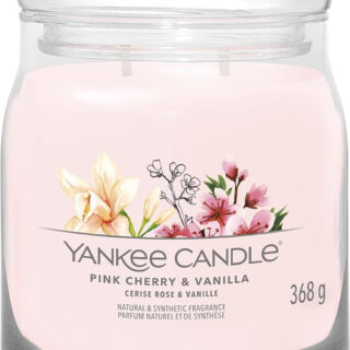Candela profumata Yankee Candle Pink Cherry & Vanilla in giara media Signature da 368 g. Fragranza fruttata-dolce con doppio stoppino e cera a base...