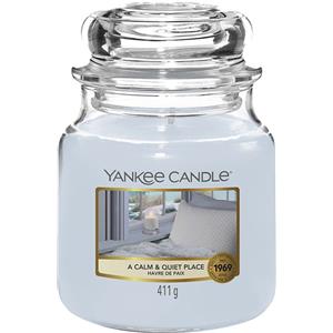 Candela profumata in giara media Yankee Candle con fragranza floreale e calda, progettata per una combustione uniforme e lunga durata. Ideale per...