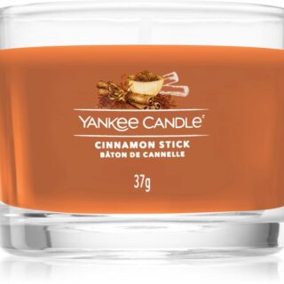 Votive/mini jar da 37 g della fragranza Cinnamon Stick: profumo caldo e speziato in formato campioncino, ideale per piccoli punti luce profumati o...