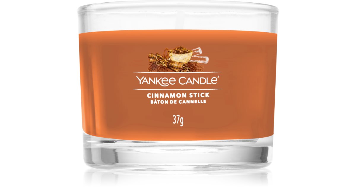 YANKEE CANDLE JAR CINNAMON STICK 37G Votive/mini jar da 37 g della fragranza Cinnamon Stick: profumo caldo e speziato in formato campioncino, ideale per piccoli punti luce profumati o...