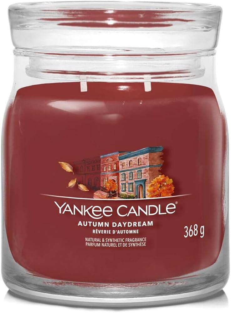 YANKEE CANDLE JAR AUTUMN DAYDREAM 368G Candela profumata Yankee Candle Autumn Daydream in giara media da 368 g con doppio stoppino. Fragranza autunnale a più note e tempo di combustione...