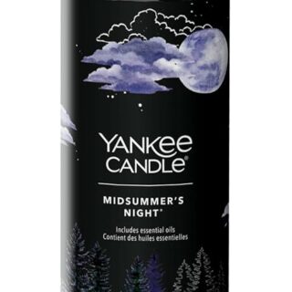 Ricarica da 200 mL per diffusori a bastoncini Yankee Candle Signature con la fragranza MidSummer's Night®, intensa e legnosa. Ideale per ripristinare...