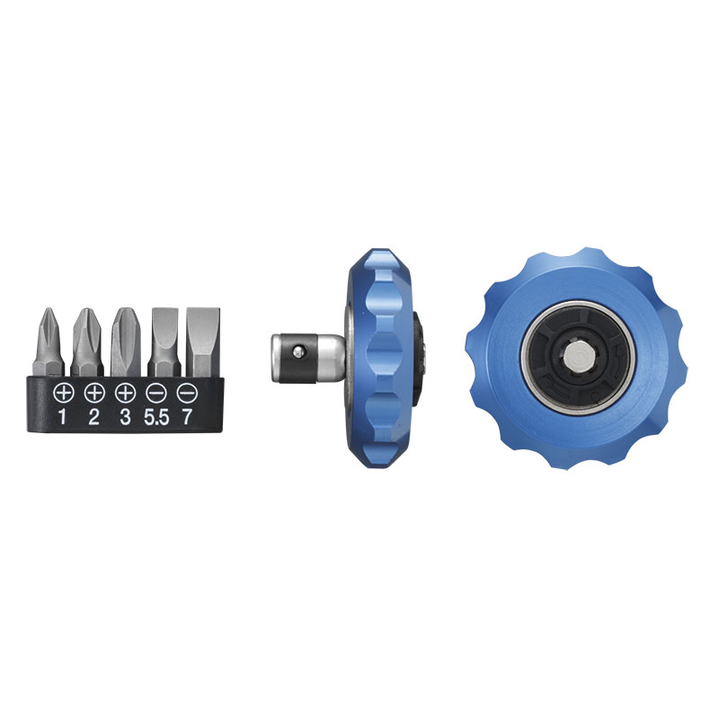 FERVI PORTA INSERTI A CRICCHETTO 72 DENTI Porta inserti a cricchetto reversibile 72 denti con attacco 1/4" e 5 inserti inclusi. Progettato per avvitare e svitare in spazi ristretti con...